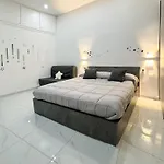 Star House